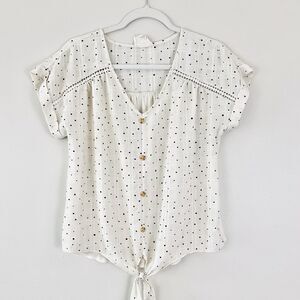 Flower & Feather Anthropologie White Polka Dot Lightweight Breezy Blouse - Large